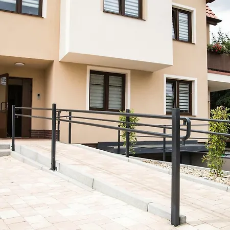 Prestige Line Apartament Legnica Exterior photo