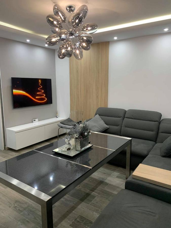 Prestige Line Apartment *
